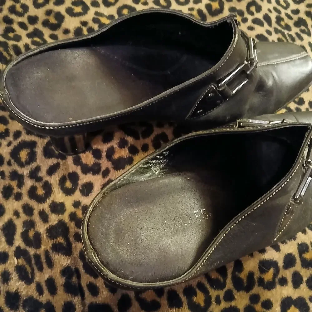 Aerosoles Leather Slip On Heels Size 10